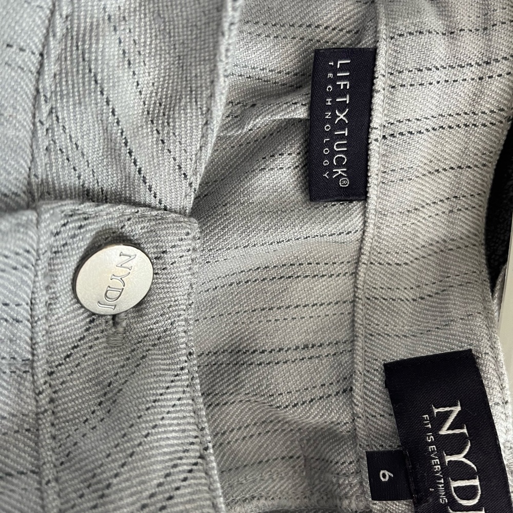 Capri pants - Picture 2 of 4